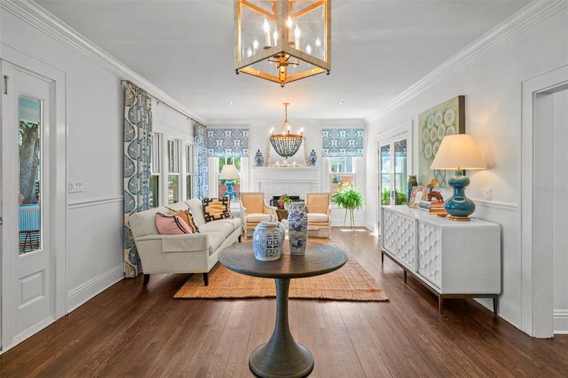 Picture of 2523 W Sunset Drive, Tampa FL 33629