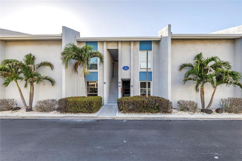 Picture of 250 Medallion Boulevard Unit H, Madeira Beach FL 33708