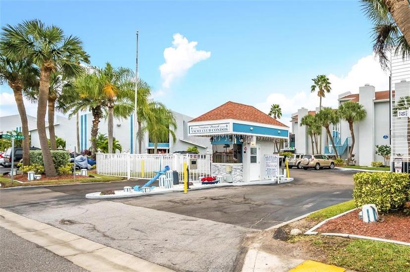 Picture of 250 Medallion Boulevard Unit H, Madeira Beach FL 33708