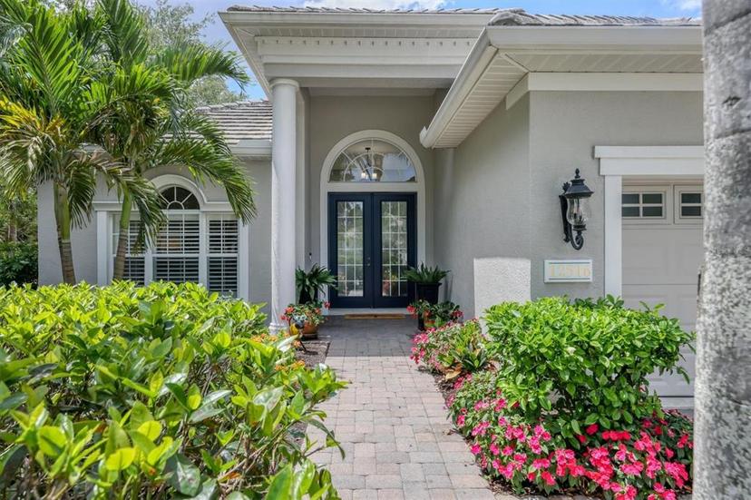 Picture of 12516 Thornhill Court, Lakewood Ranch FL 34202