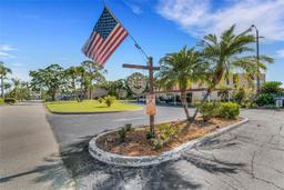 Picture of 120 Cedarwood Circle Unit 120, Seminole, FL 33777