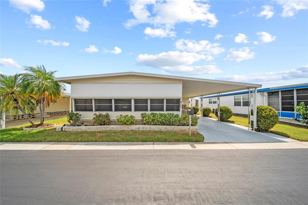 Picture of 10359 S Lake Drive Unit 238, Largo, FL 33773