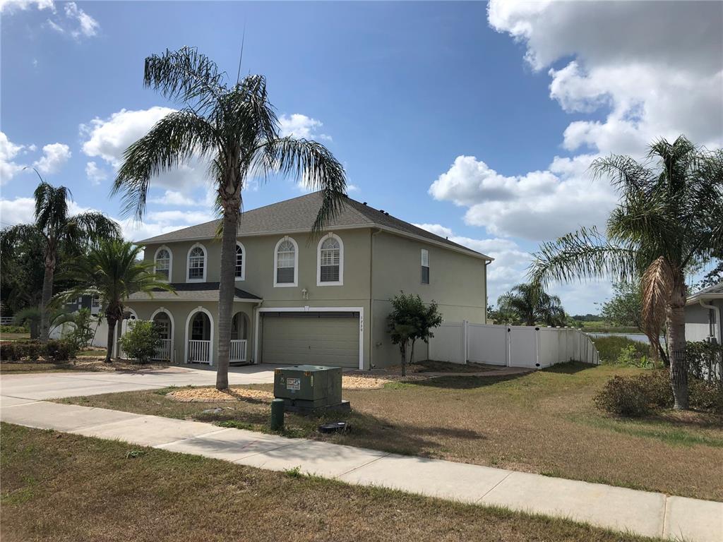 Picture of 1730 Ridgemoor Drive, Mascotte, FL 34753
