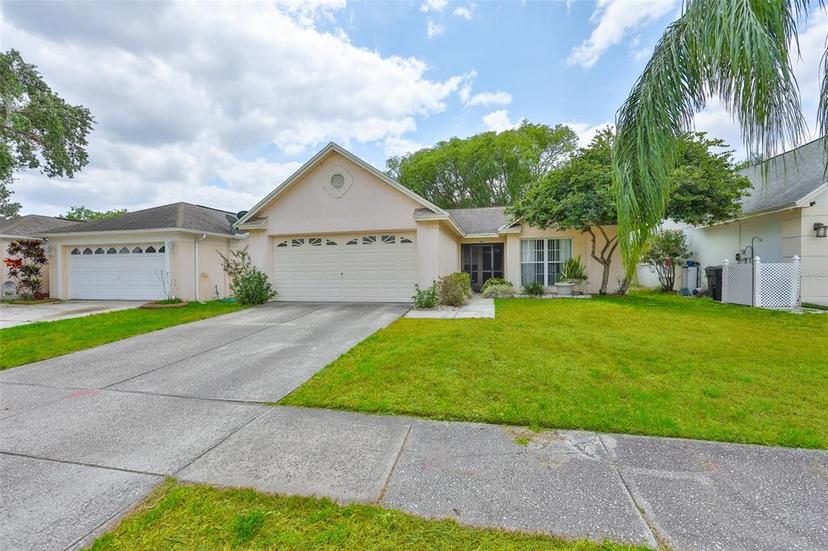 Picture of 1005 Hardwood Drive, Valrico FL 33596