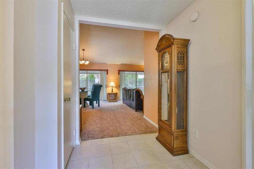 Picture of 1005 Hardwood Drive, Valrico FL 33596