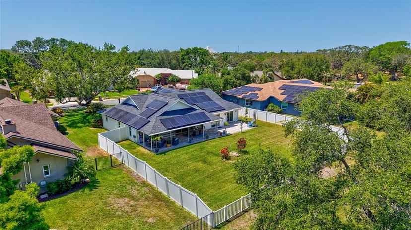 Picture of 10825 Christopher Court, Largo FL 33774