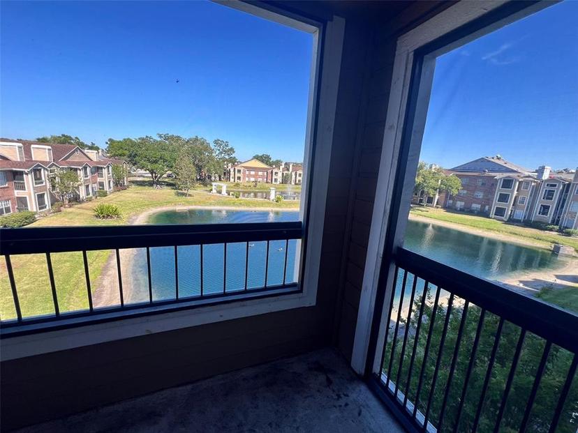 Picture of 4301 Lizshire Lane Unit 306, Orlando FL 32822
