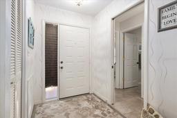 Picture of 657 Foxwood Boulevard, Englewood, FL 34223