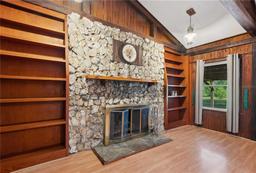Picture of 1836 Cr 609B, Bushnell, FL 33513
