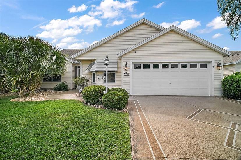 Picture of 1318 Guerra Avenue, Lady Lake FL 32159
