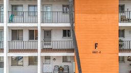 Picture of 2321 Canal Drive Unit F25, Bradenton, FL 34207
