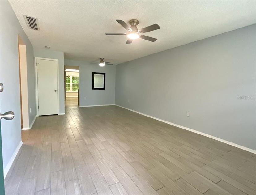 Picture of 1020 85Th Avenue N Unit 222, St Petersburg FL 33702