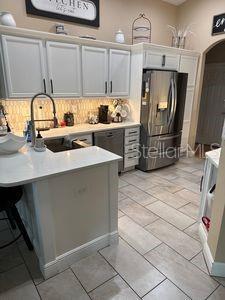 Picture of 1747 Wood Brook Street, Tarpon Springs FL 34689