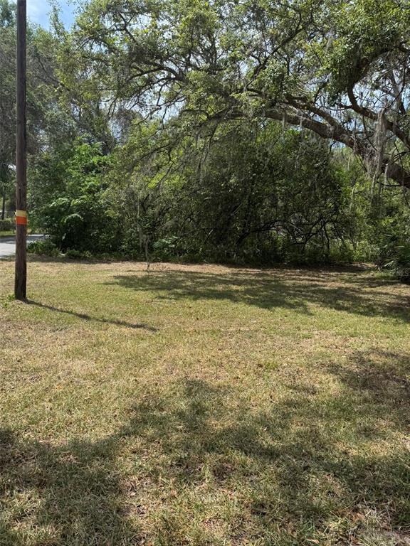 Picture of 6013 Idle A While Circle, Dade City FL 33523