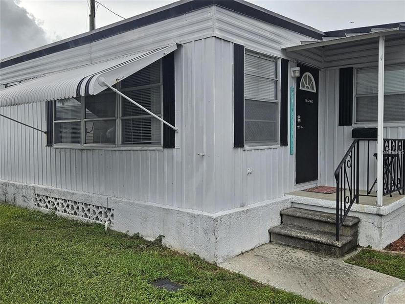 Picture of 4851 W Gandy Boulevard Unit B3L12, Tampa FL 33611