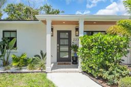 Picture of 2235 Arlington Street, Sarasota, FL 34239