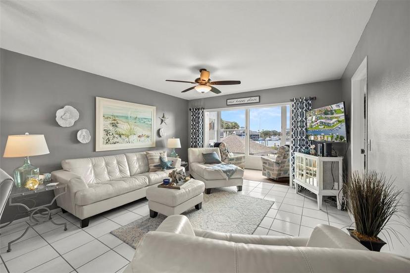 Picture of 5157 Silent Loop Unit 214, New Port Richey FL 34652