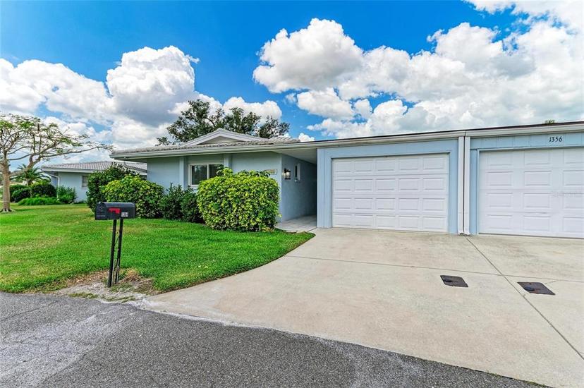 Picture of 1364 Westport Lane Unit 1403, Sarasota FL 34232