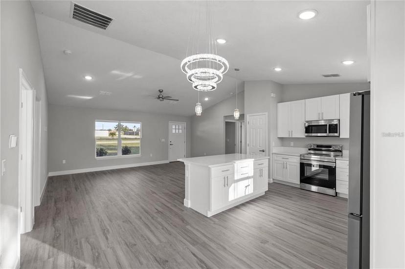 Picture of 20812 SW Cardinal Avenue, Dunnellon FL 34431