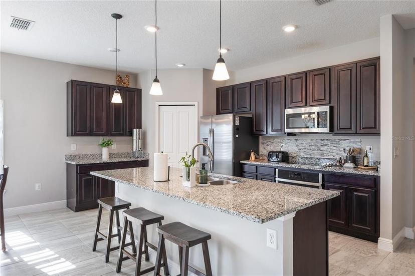 Picture of 112 Red Maple Burl Circle, Debary FL 32713