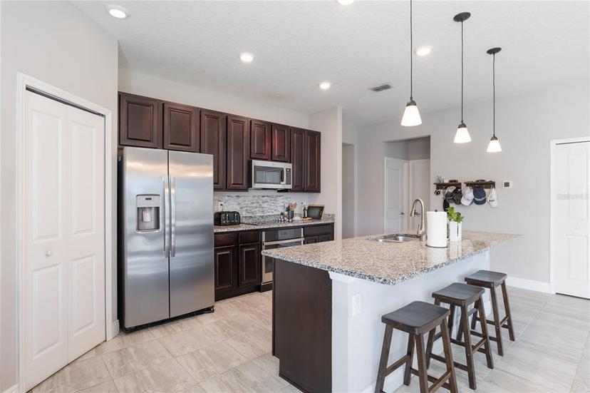 Picture of 112 Red Maple Burl Circle, Debary FL 32713