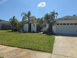 Picture of 1941 Arvis Circle E, Clearwater, FL 33764
