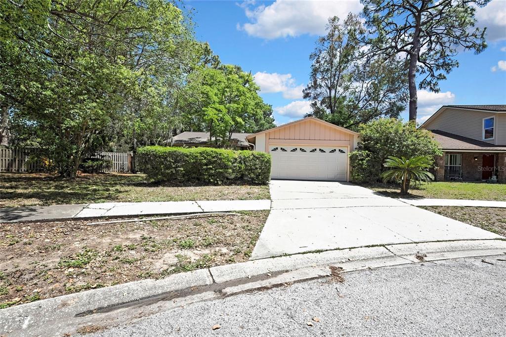 Picture of 14615 Daybreak Drive, Lutz, FL 33559