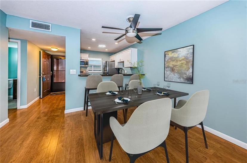 Picture of 4805 Alt 19 Unit 421, Palm Harbor FL 34683
