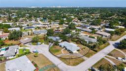 Picture of 2702 Bedford Way, Sarasota, FL 34239