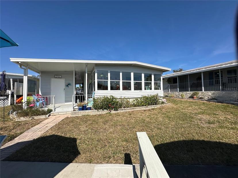 Picture of 400 Mount Oak Avenue Ne Unit 750, St Petersburg FL 33702