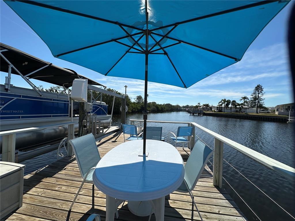 Picture of 400 Mount Oak Avenue Ne Unit 750, St Petersburg, FL 33702