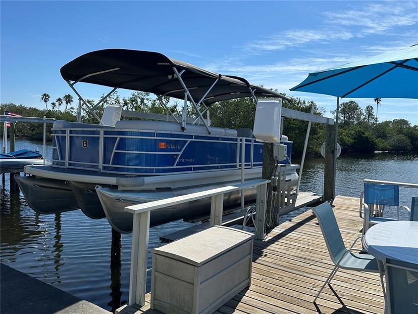 Picture of 400 Mount Oak Avenue Ne Unit 750, St Petersburg FL 33702