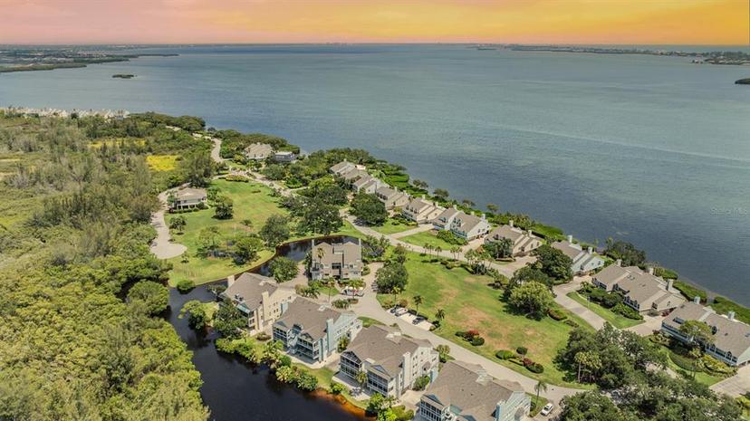 Picture of 111 Tidy Island Boulevard Unit 111, Bradenton FL 34210