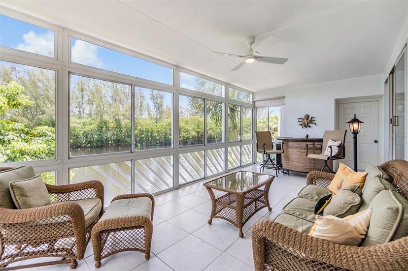 Picture of 111 Tidy Island Boulevard Unit 111, Bradenton FL 34210