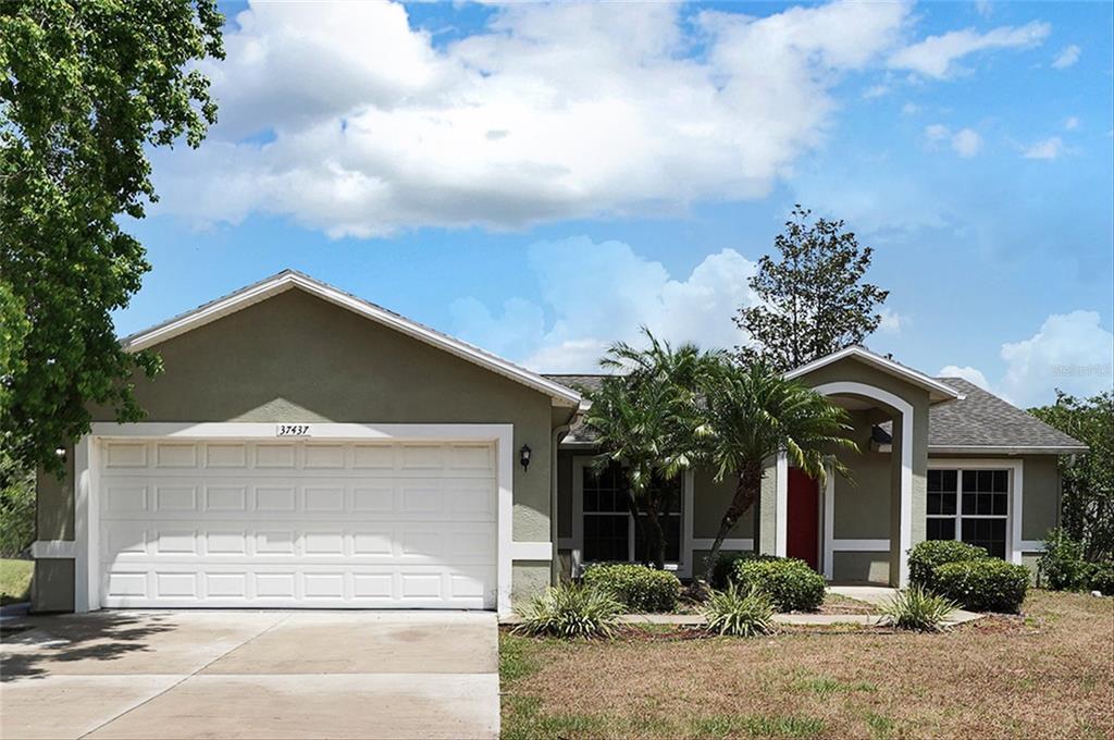 Picture of 37437 Laurel Hammock Drive, Zephyrhills, FL 33541