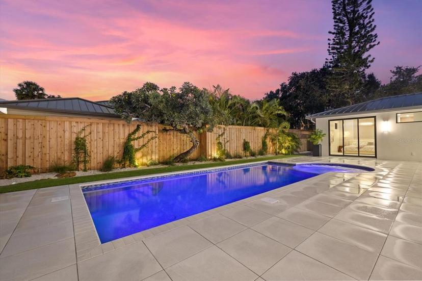 Picture of 1559 Bay Road, Sarasota FL 34239