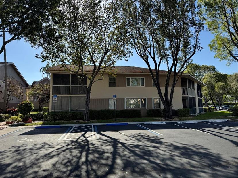 Picture of 7557 Trent Drive Unit 213, Fort Lauderdale FL 33321