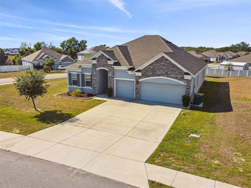 Picture of 1816 Forest Glen Drive, Fruitland Park FL 34731