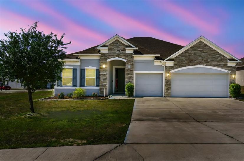 Picture of 1816 Forest Glen Drive, Fruitland Park FL 34731