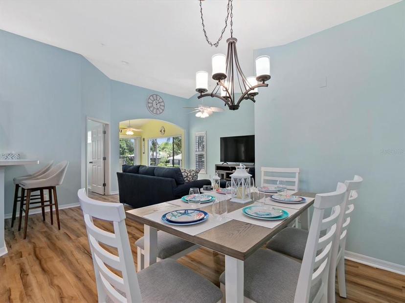 Picture of 904 Addington Court Unit 204, Venice FL 34293