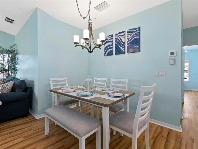 Picture of 904 Addington Court Unit 204, Venice FL 34293