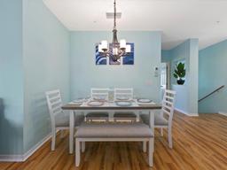 Picture of 904 Addington Court Unit 204, Venice, FL 34293