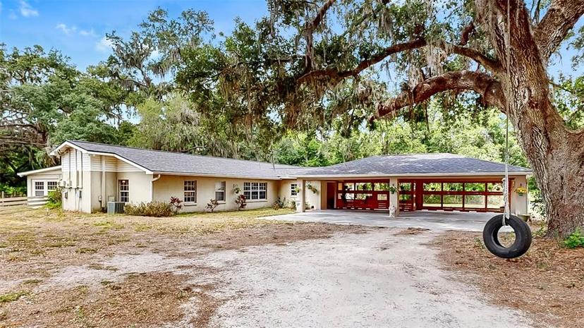 Picture of 1641 Thompson Road, Lithia FL 33547