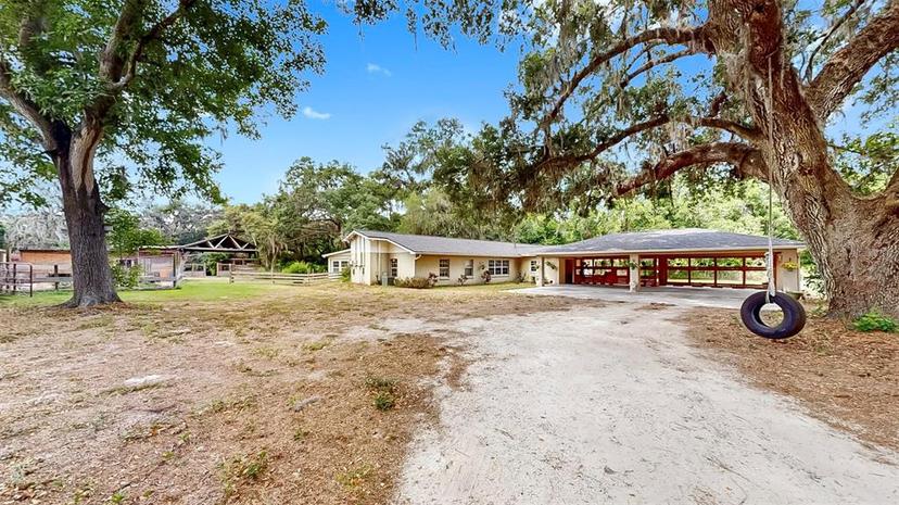 Picture of 1641 Thompson Road, Lithia FL 33547