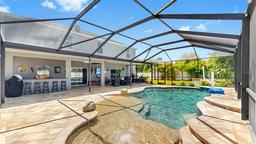 Picture of 2517 Cumberland Cliff Drive, Ruskin, FL 33570