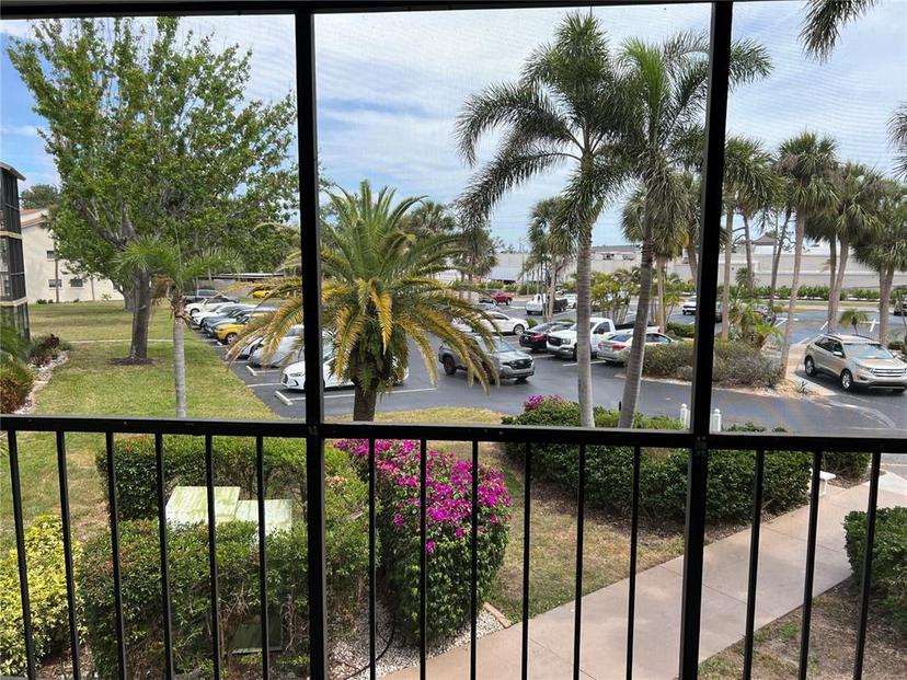 Picture of 618 Bird Bay Drive S Unit 212, Venice FL 34285