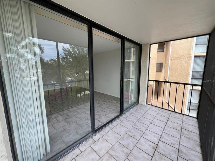 Picture of 618 Bird Bay Drive S Unit 212, Venice FL 34285