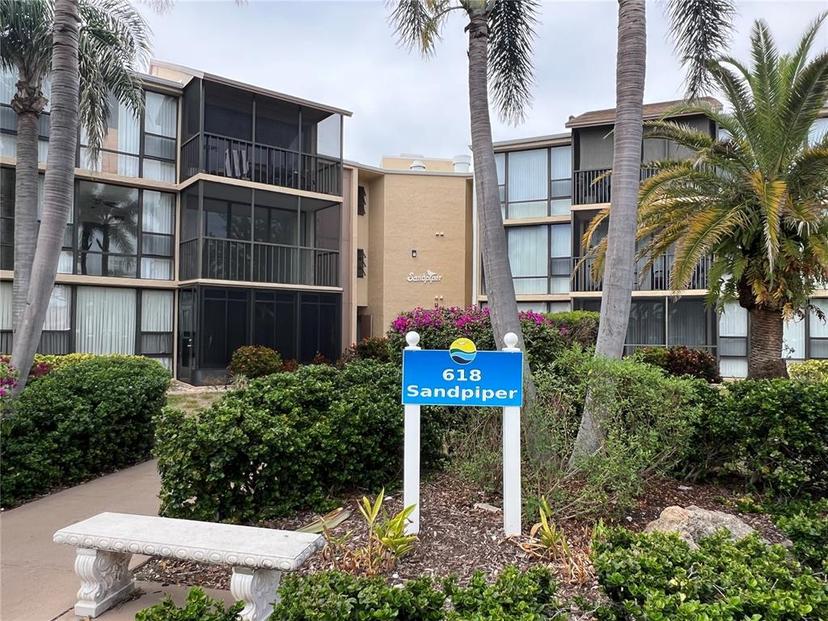 Picture of 618 Bird Bay Drive S Unit 212, Venice FL 34285