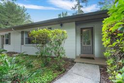 Picture of 3801 NW 9Th Place, Gainesville, FL 32605