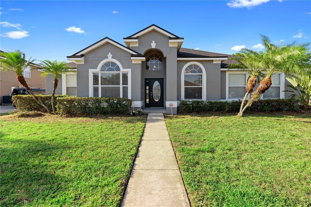 Picture of 9885 Montclair Circle Circle, Apopka, FL 32703
